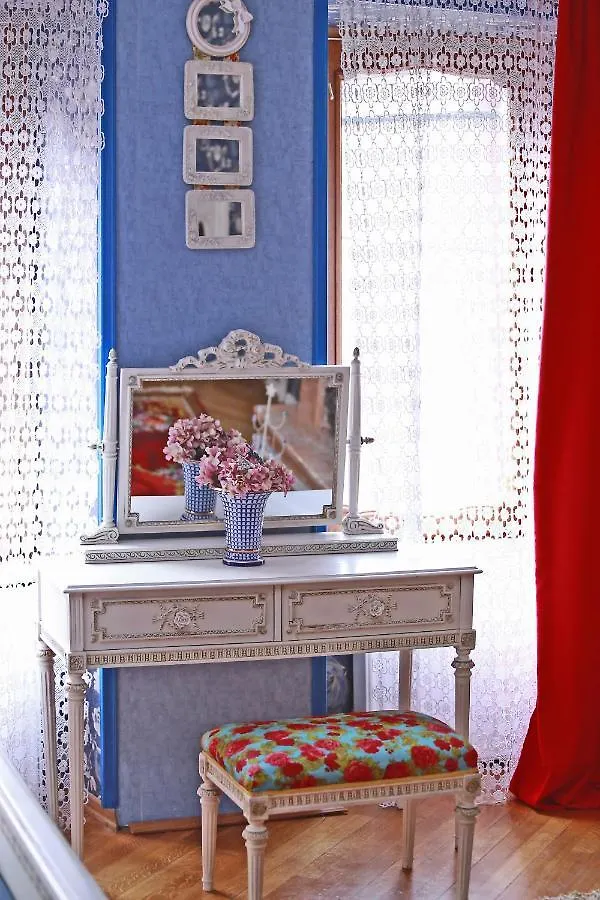 Karalashvili Mansion&Winery In Old Tbilisi Apartment
